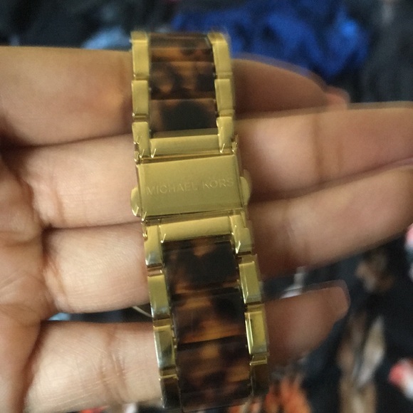 MK GOLD / cheetah print WATCH - Picture 2 of 3